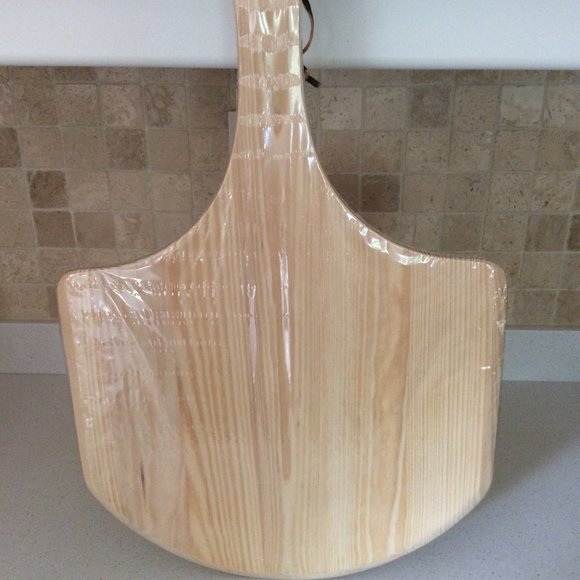 Italian Villa Pizza Peel - Picture 2 of 10